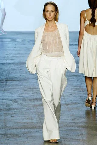 Look 15
